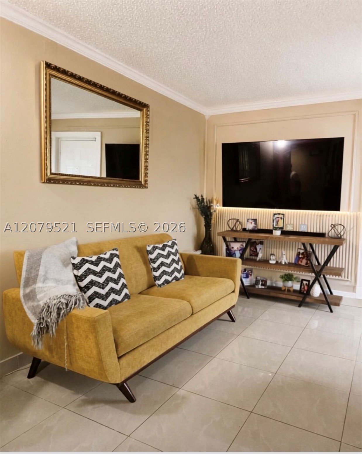 2138 SW 6th St #403, Miami FL 33135