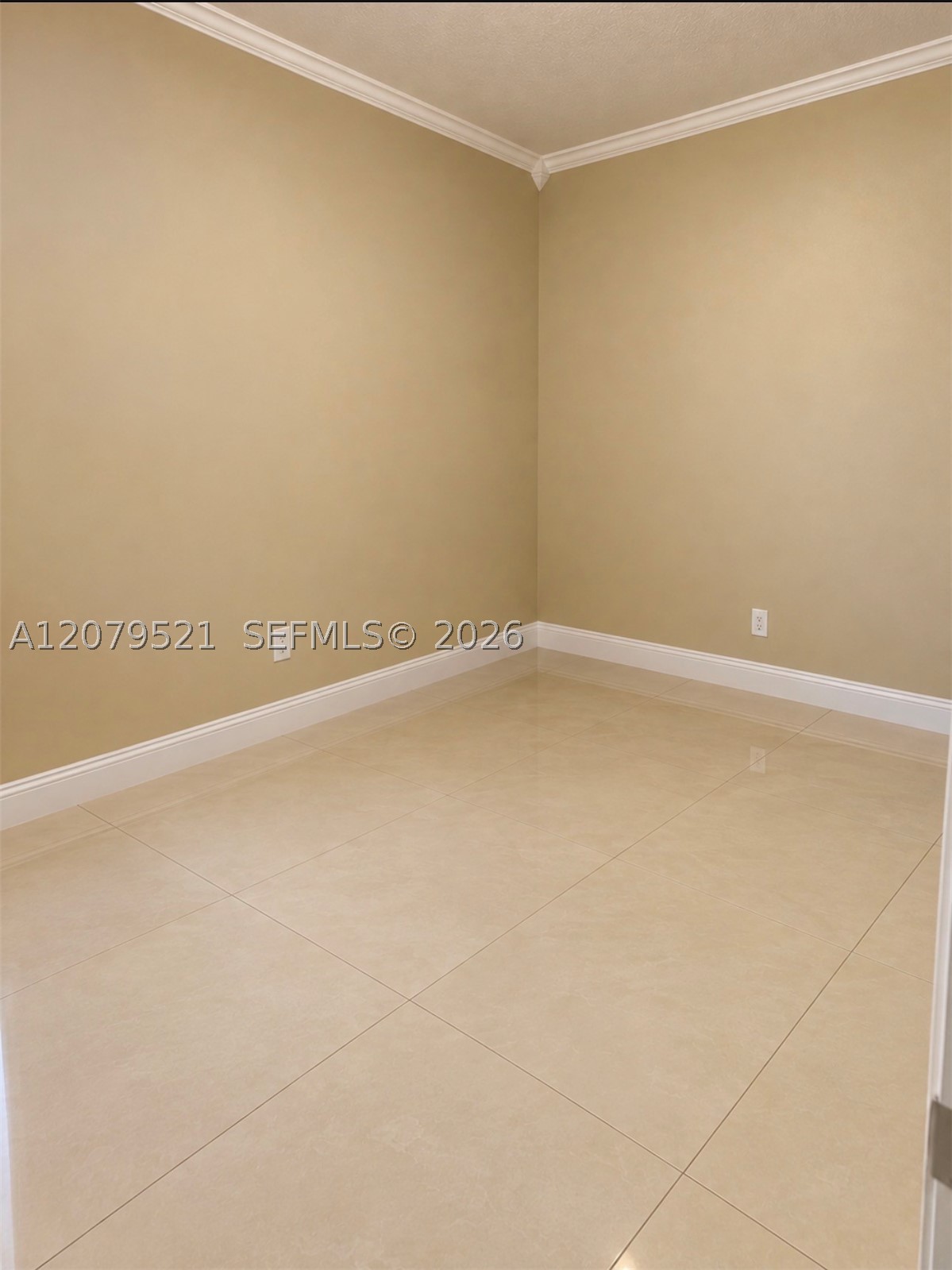 2138 SW 6th St #403, Miami FL 33135