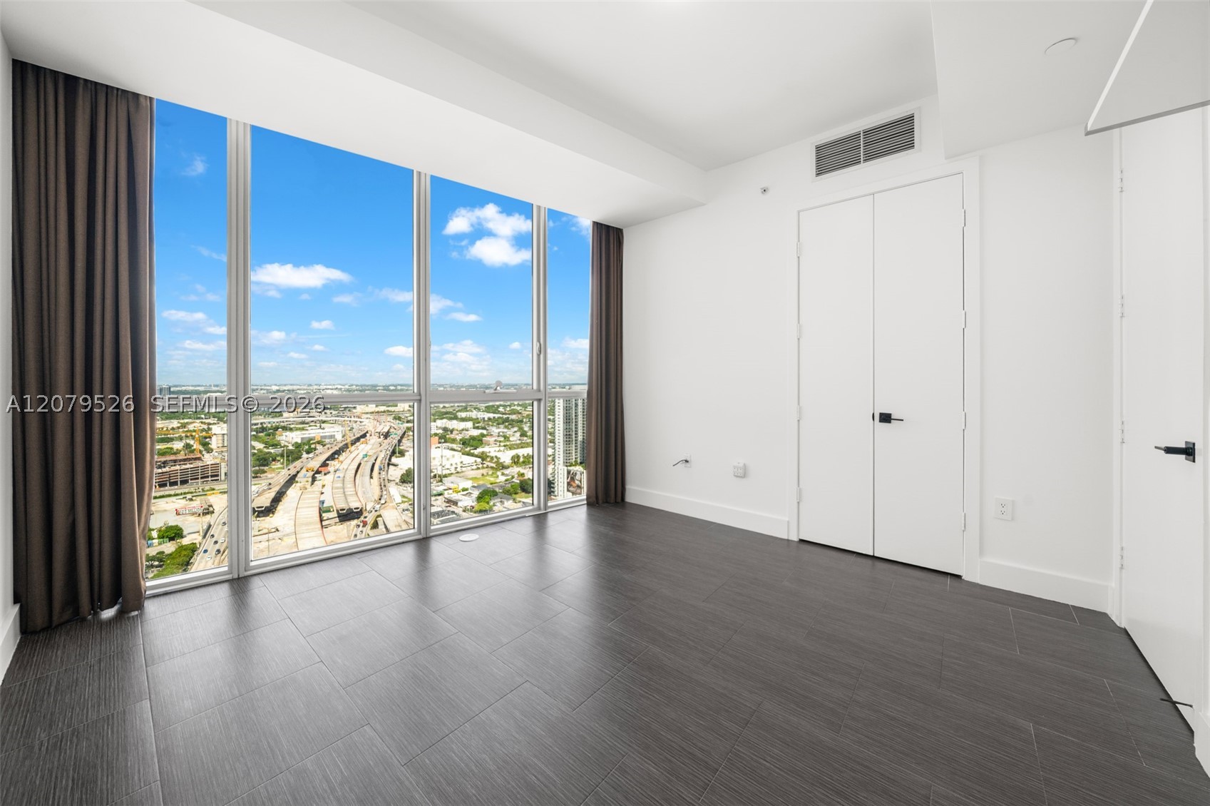 1100 Biscayne Blvd #3805, Miami FL 33132