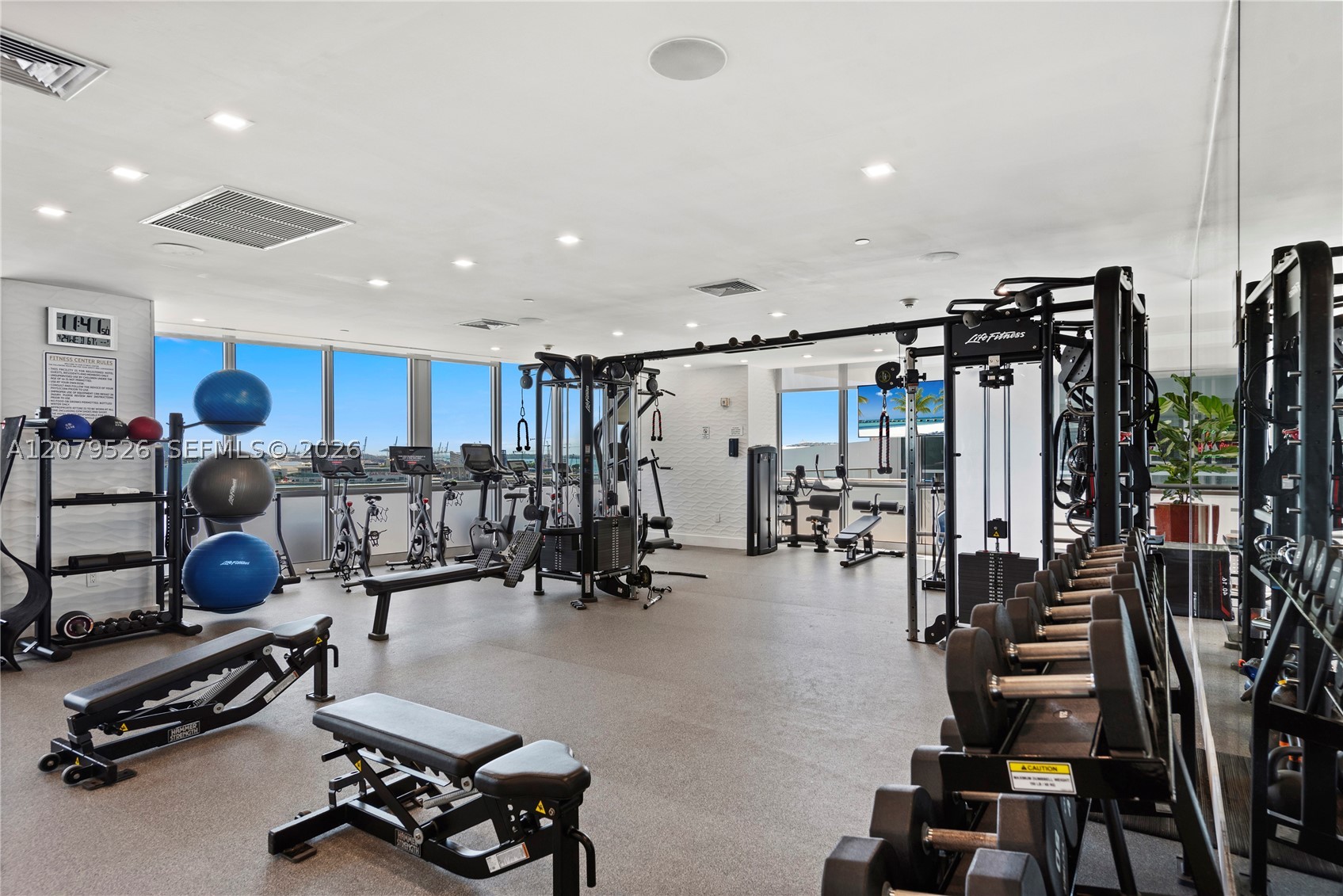 1100 Biscayne Blvd #3805, Miami FL 33132