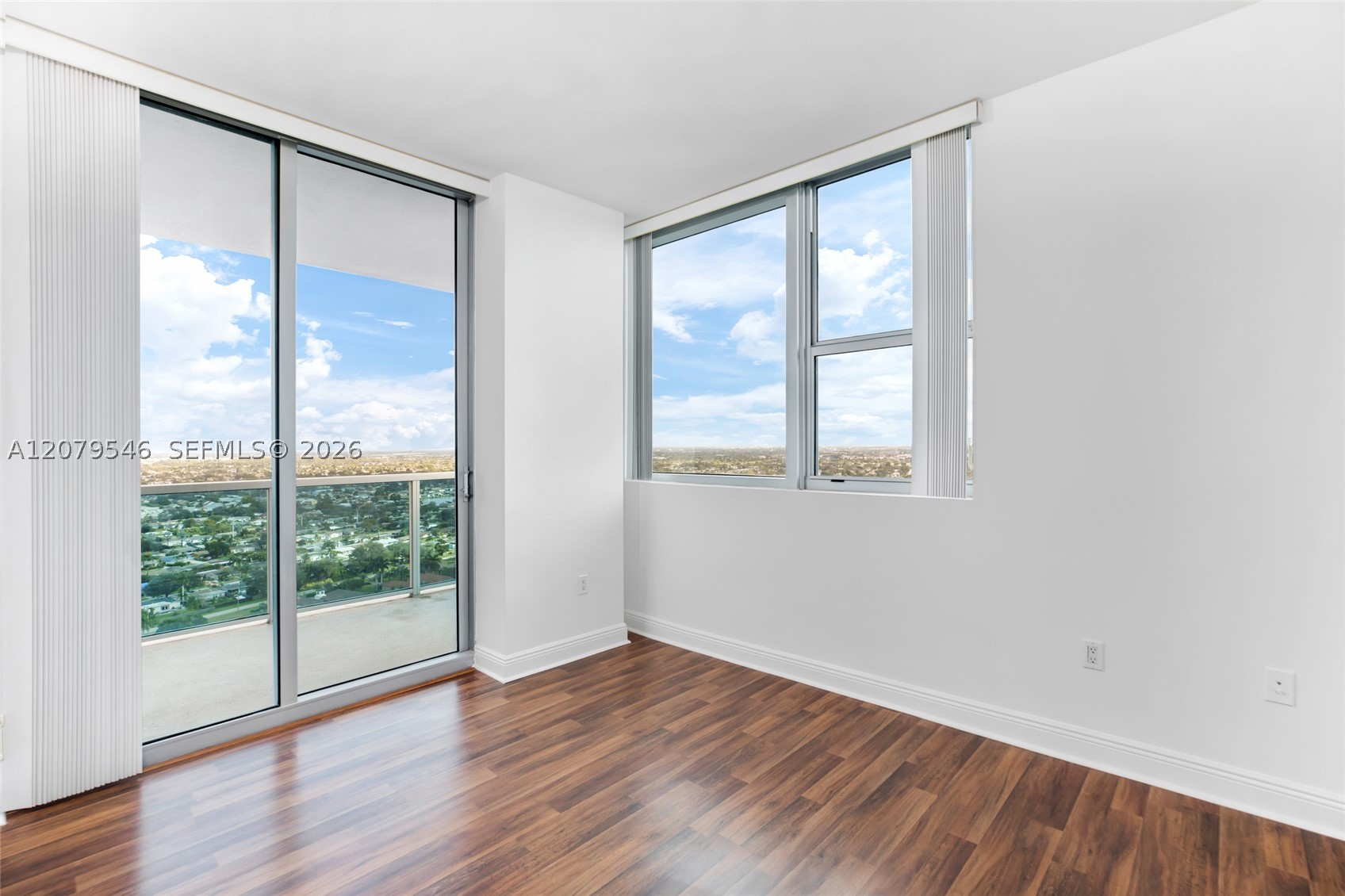 2641 N Flamingo Rd #2608N, Sunrise FL 33323