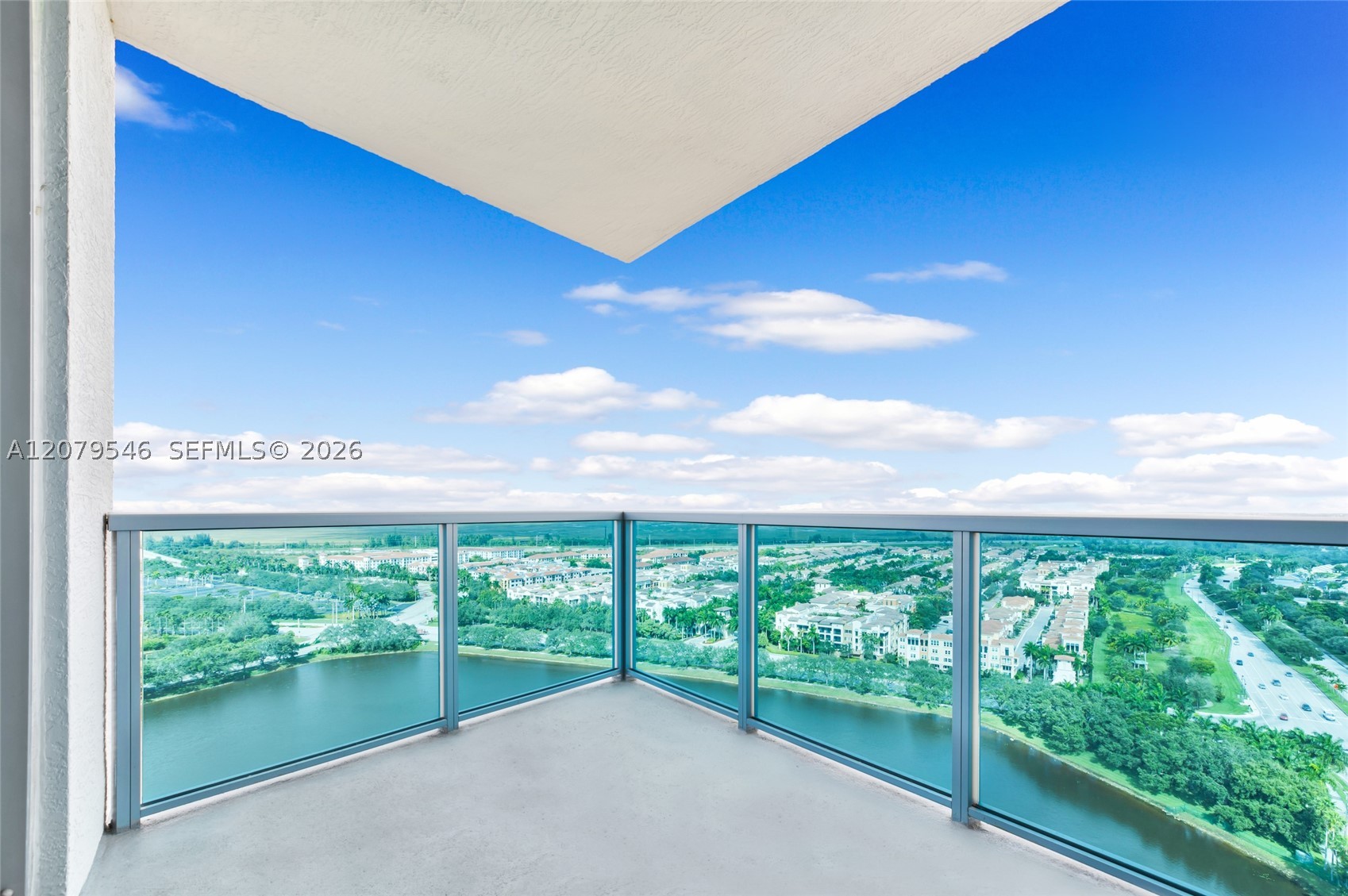 2641 N Flamingo Rd #2608N, Sunrise FL 33323