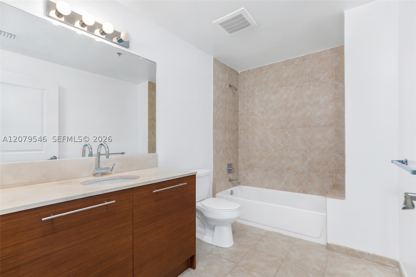 2641 N Flamingo Rd #2608N, Sunrise FL 33323