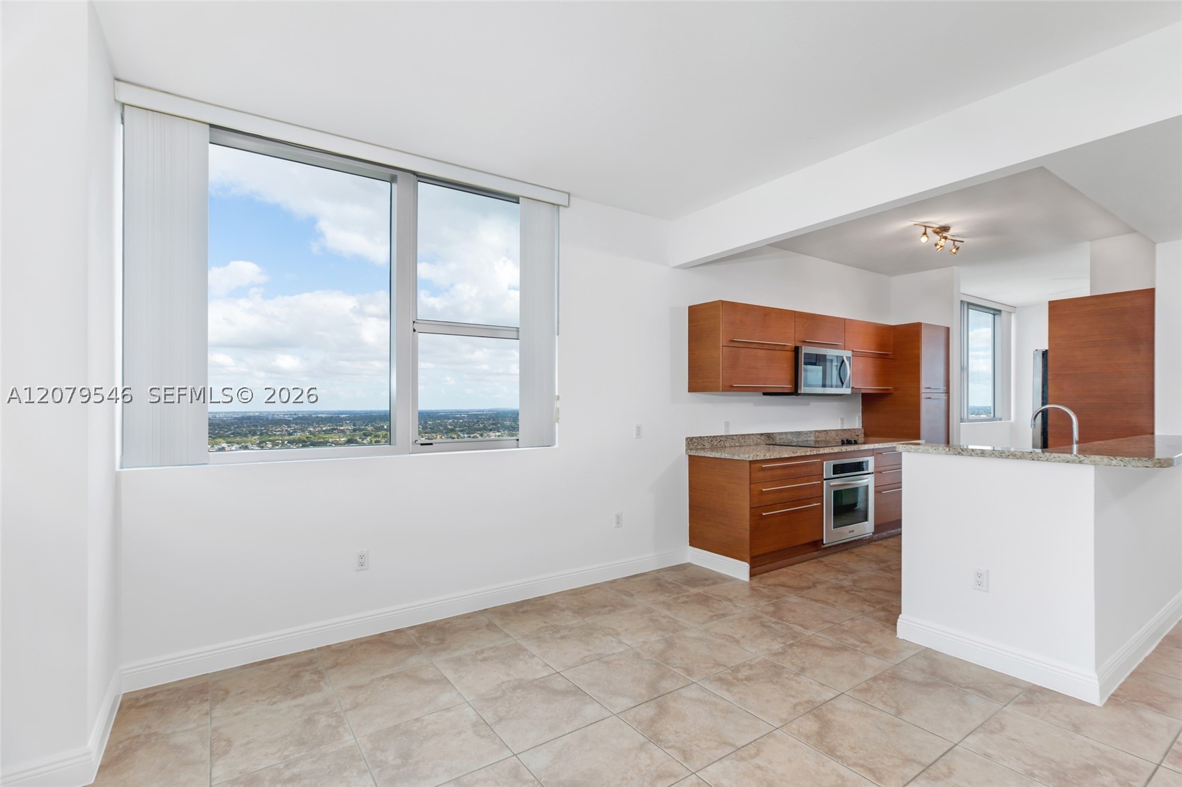 2641 N Flamingo Rd #2608N, Sunrise FL 33323