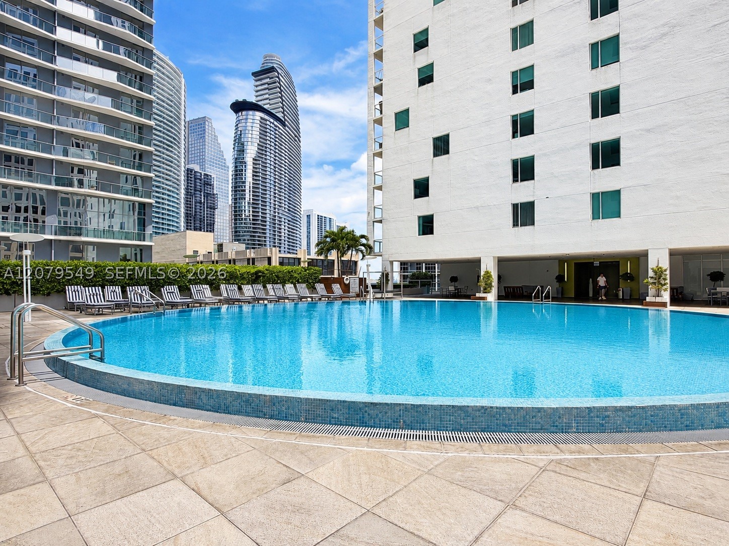 55 SE 6th St #1510, Miami FL 33131