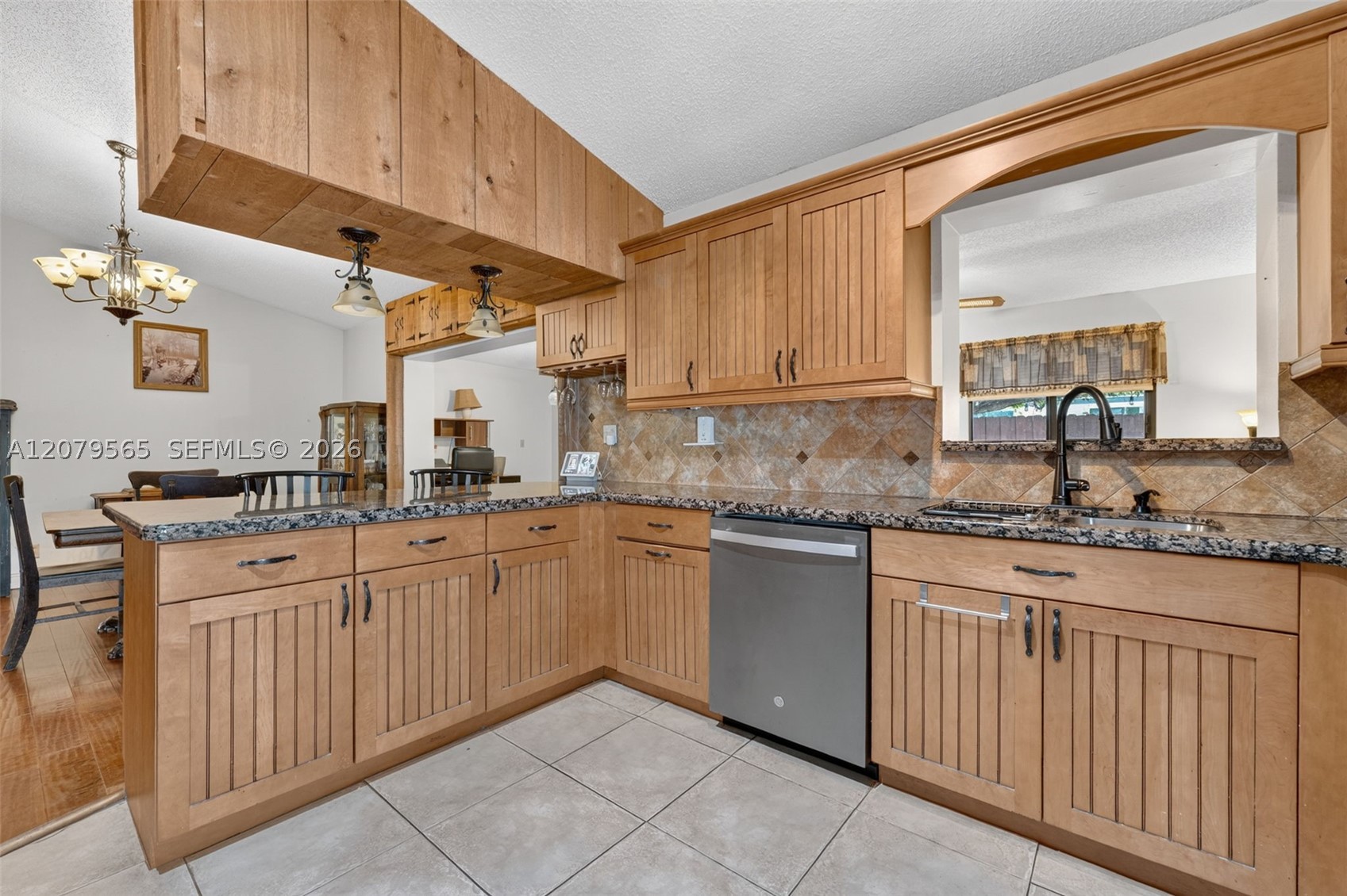 7508 SW 6th Ct, North Lauderdale FL 33068