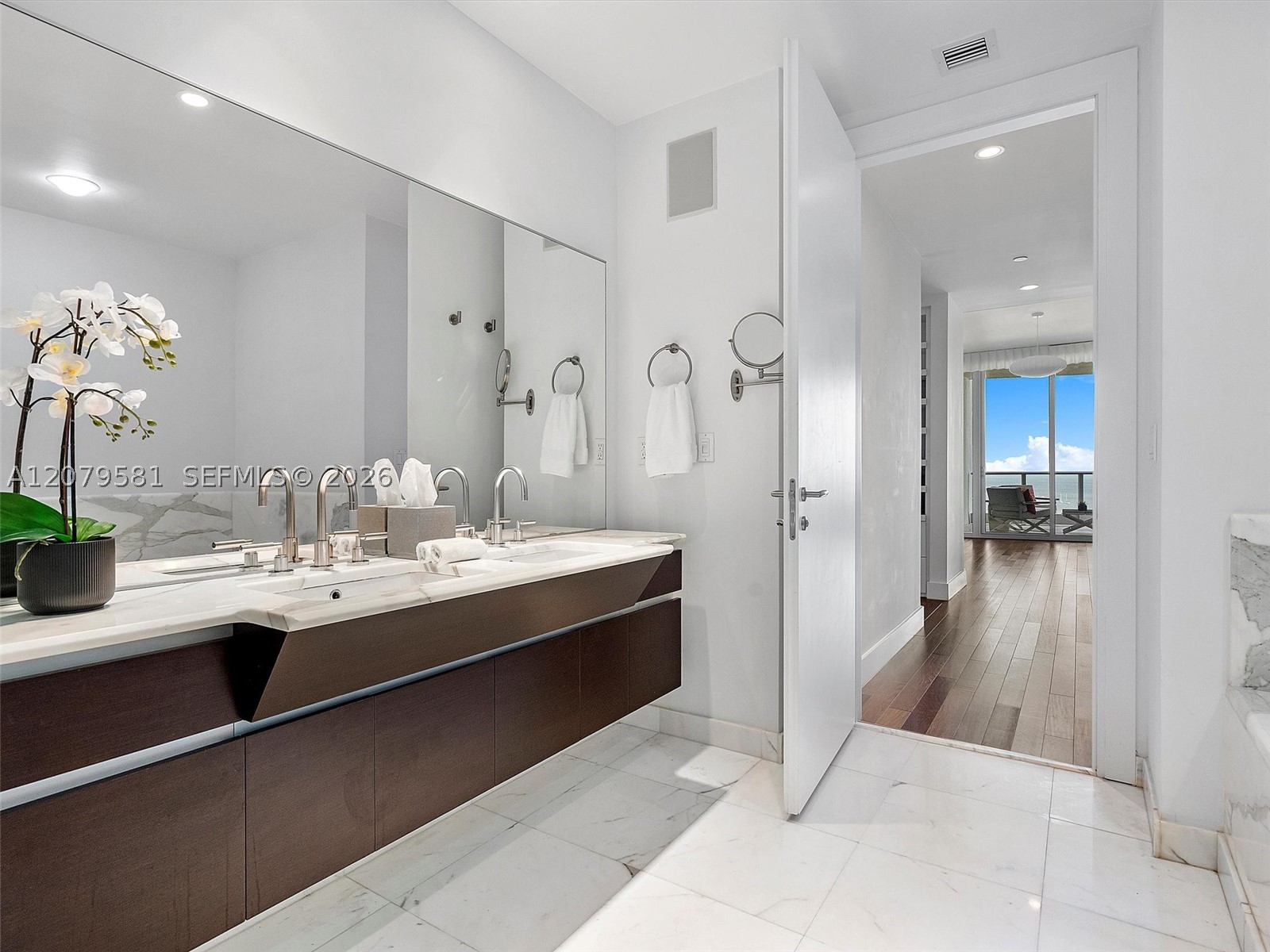 2627 S Bayshore Dr #2106, Miami FL 33133