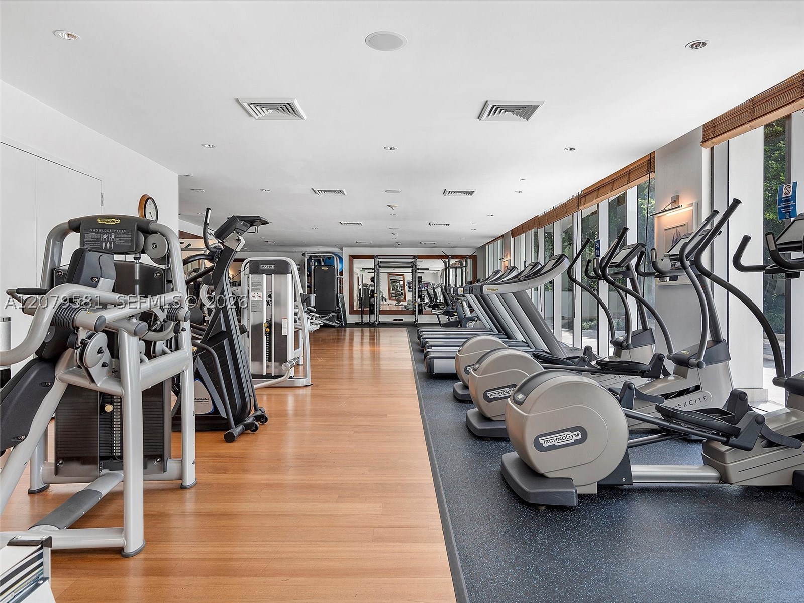 2627 S Bayshore Dr #2106, Miami FL 33133