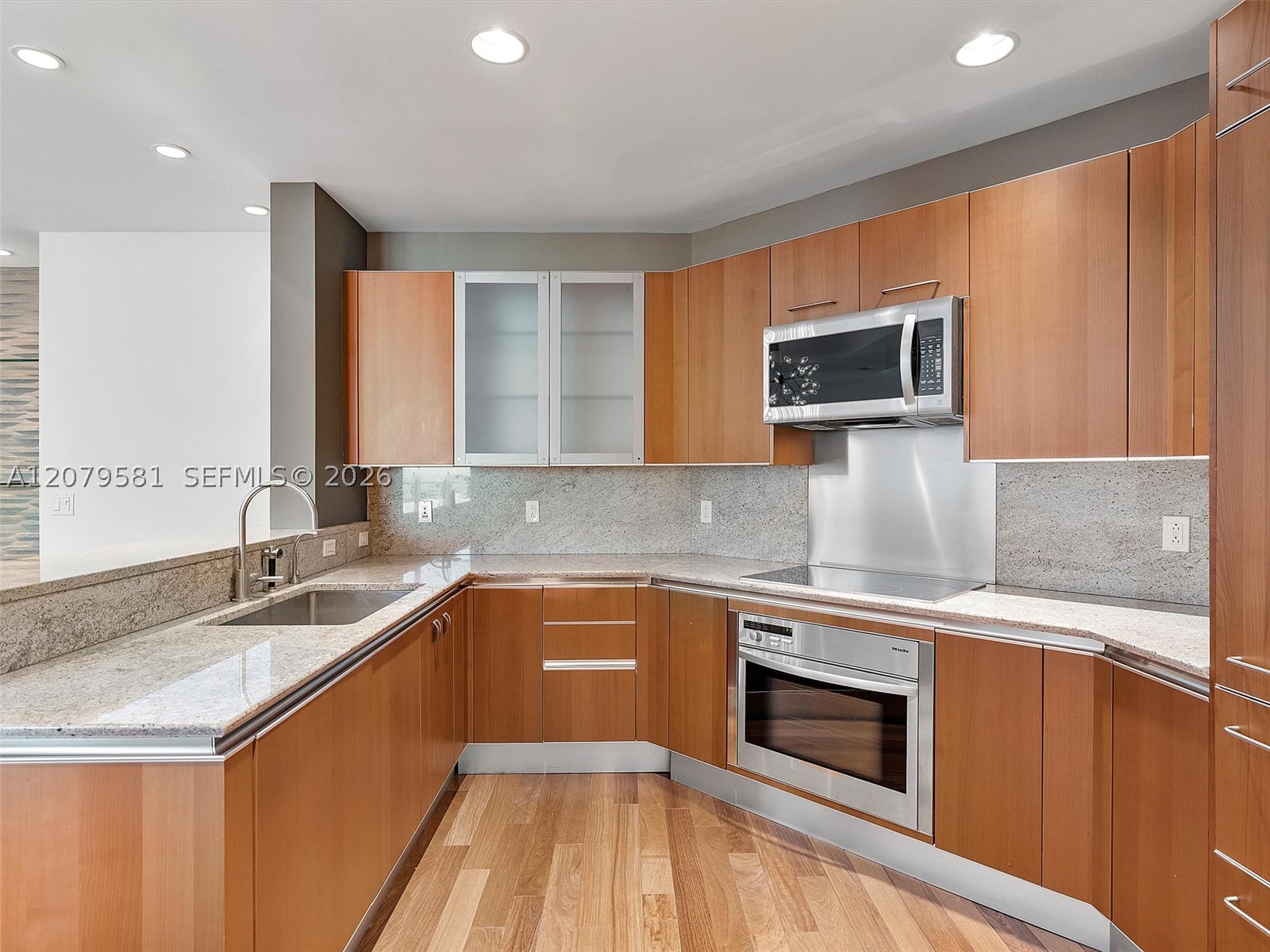 2627 S Bayshore Dr #2106, Miami FL 33133