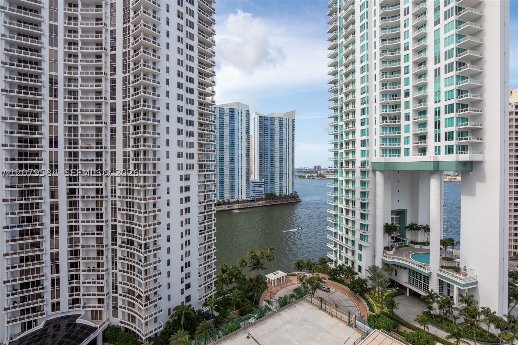 801 Brickell Key Blvd #2110, Miami FL 33131