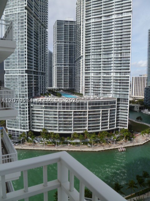 801 Brickell Key Blvd #2110, Miami FL 33131
