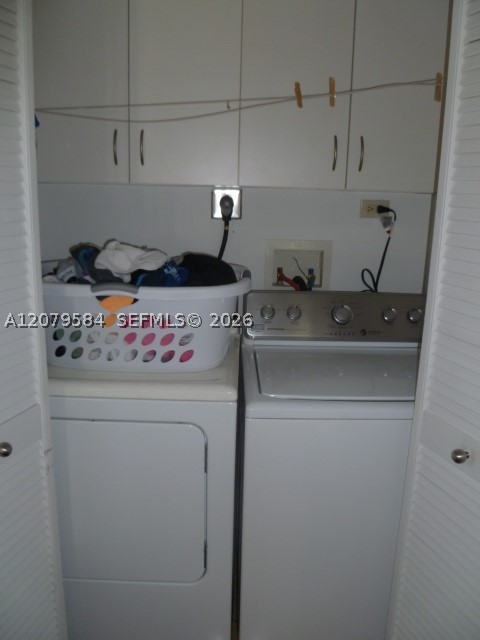 801 Brickell Key Blvd #2110, Miami FL 33131