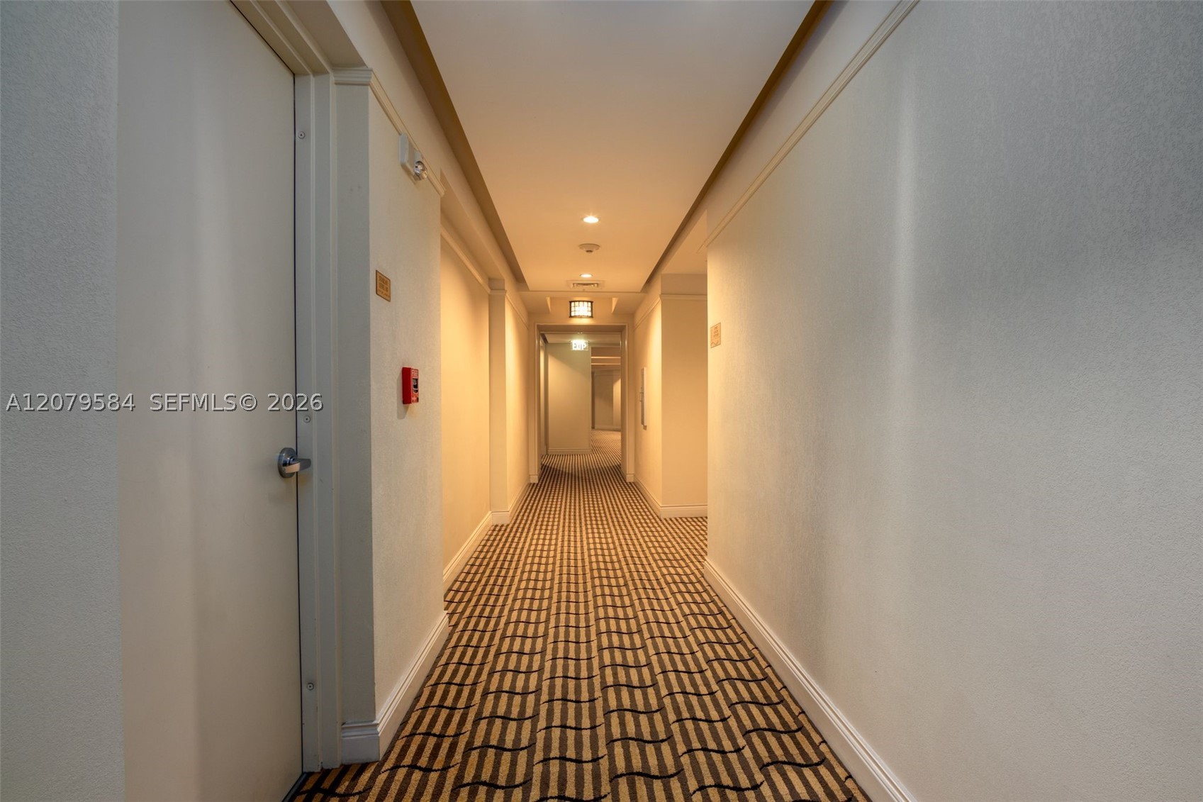 801 Brickell Key Blvd #2110, Miami FL 33131