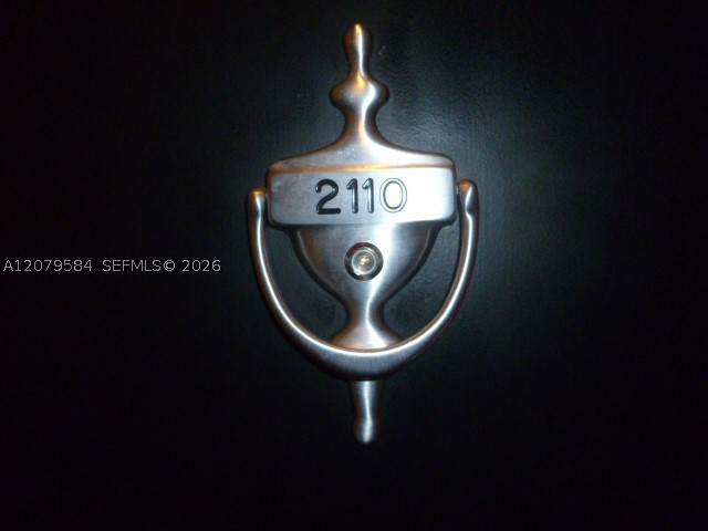 801 Brickell Key Blvd #2110, Miami FL 33131
