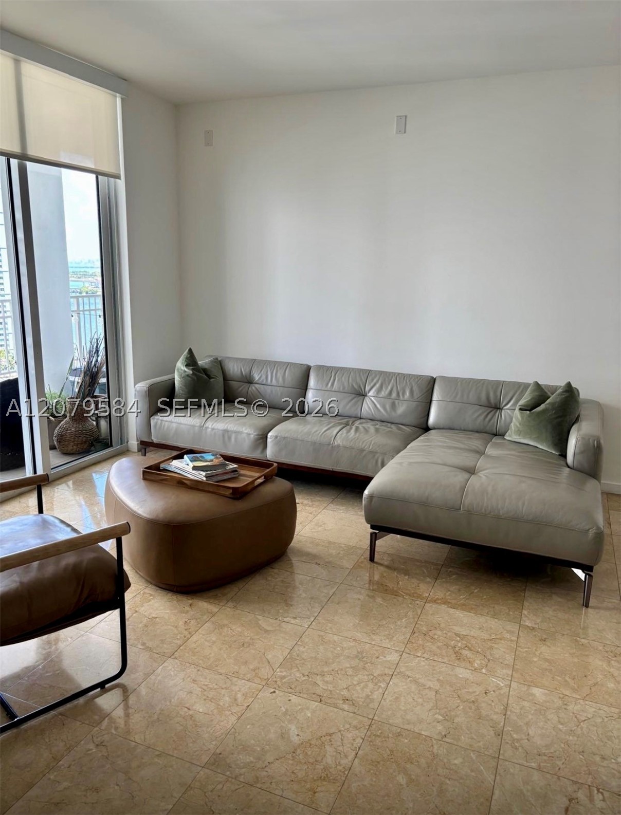 801 Brickell Key Blvd #2110, Miami FL 33131