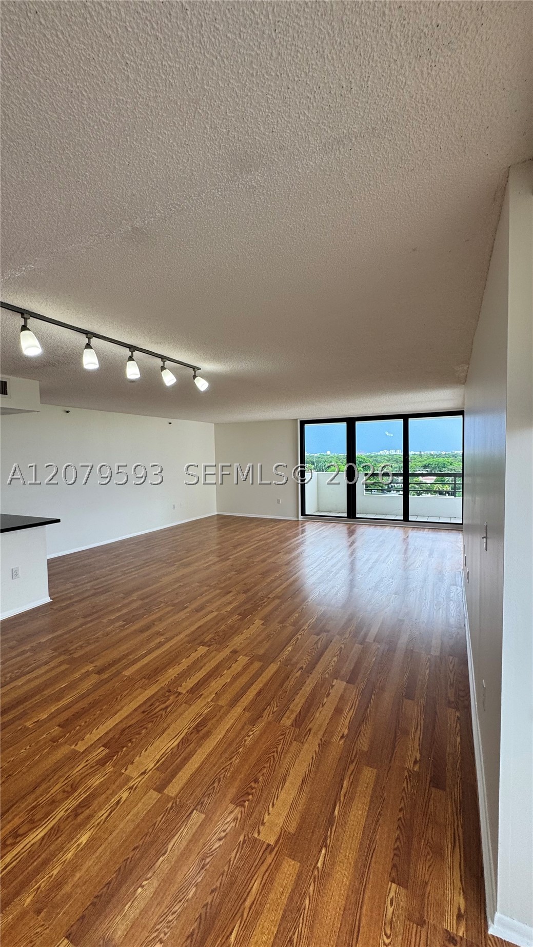 Coral Gables FL 33134 - A12079593