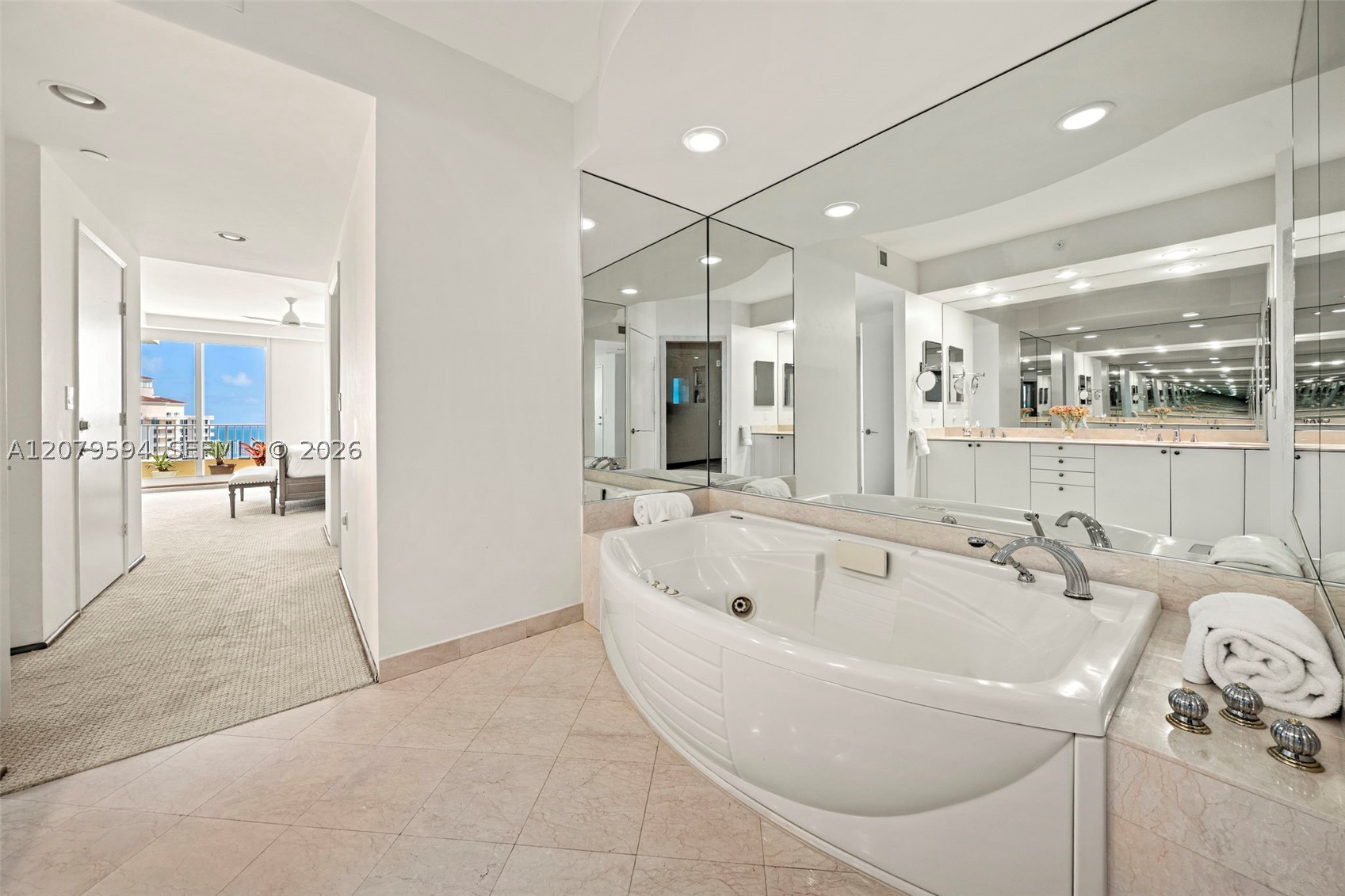 789 Crandon Blvd #1603, Key Biscayne FL 33149