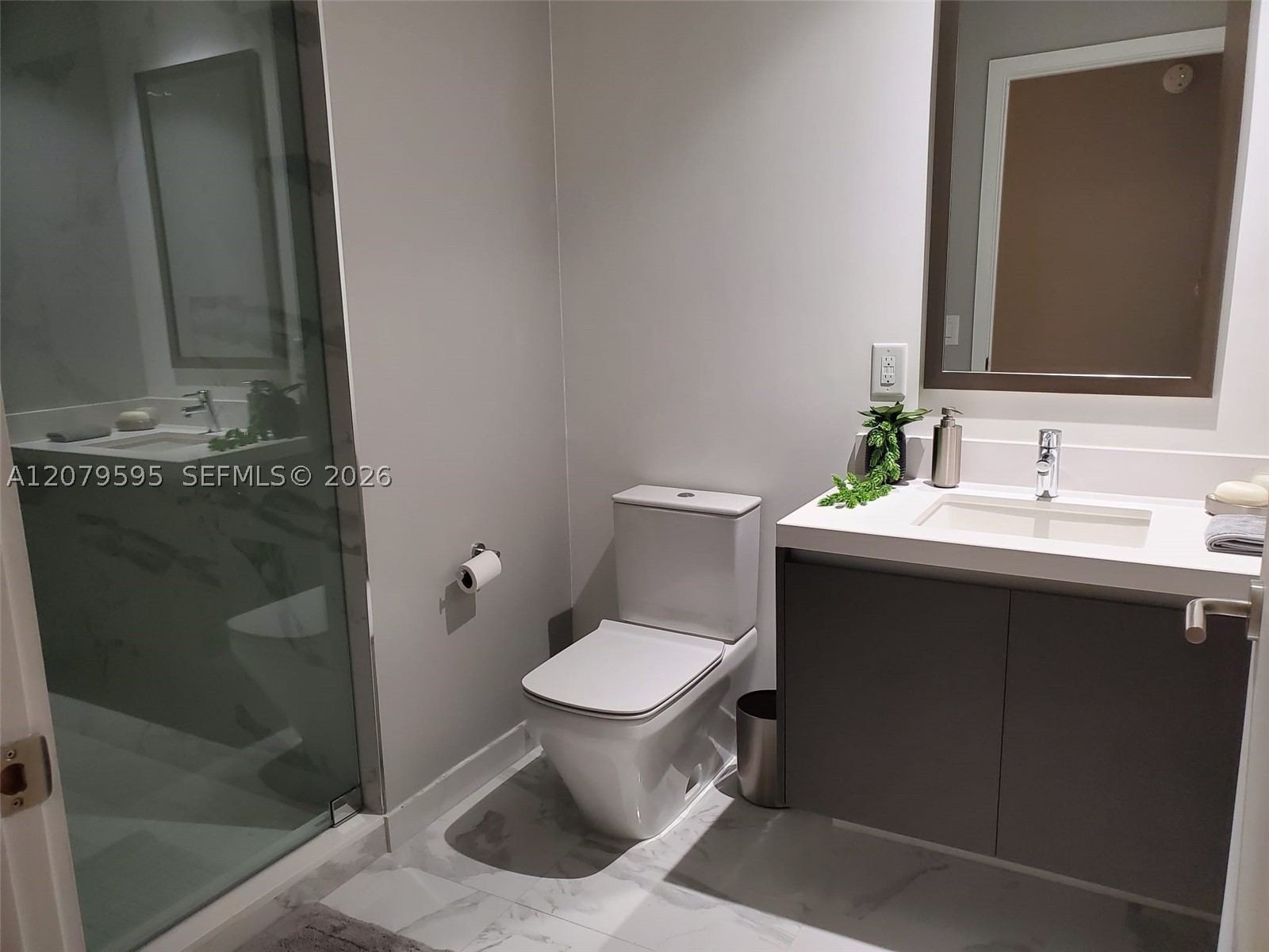 851 NE 1st Ave #1511, Miami FL 33132