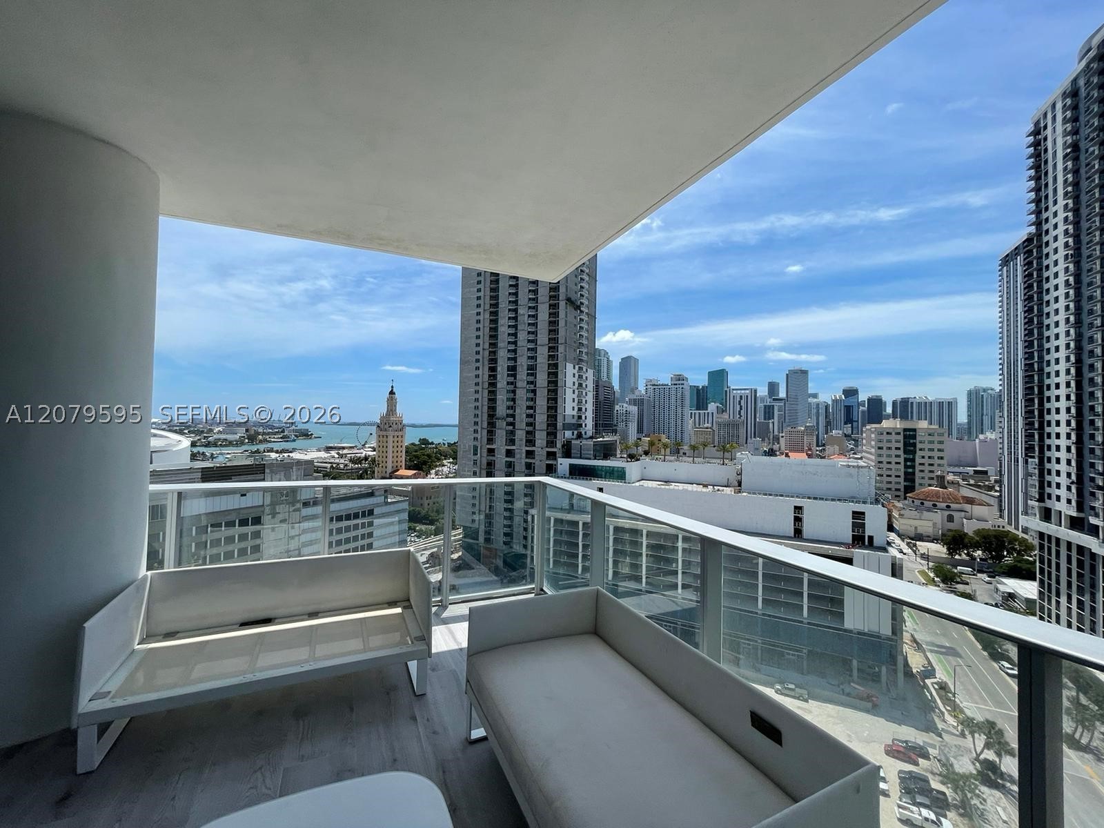 851 NE 1st Ave #1511, Miami FL 33132