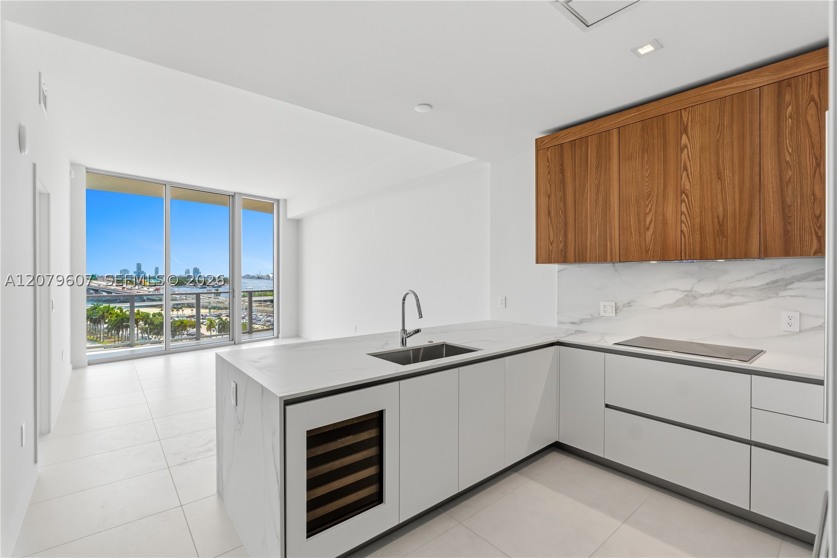 1400 Biscayne Blvd #804, Miami FL 33132