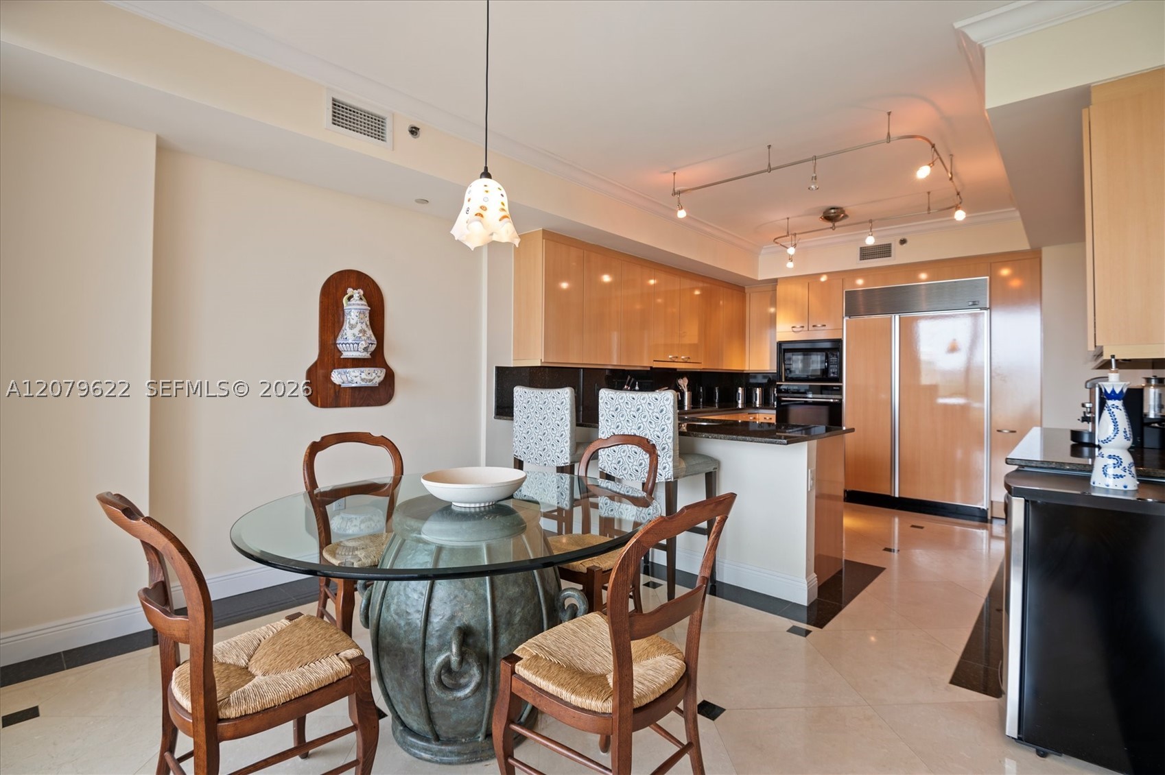 791 Crandon Blvd #704, Key Biscayne FL 33149