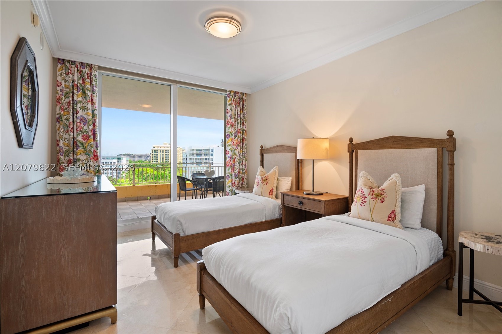 791 Crandon Blvd #704, Key Biscayne FL 33149