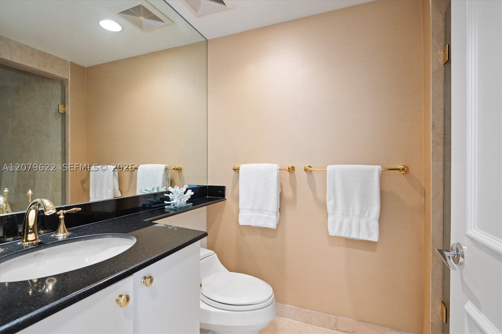 791 Crandon Blvd #704, Key Biscayne FL 33149