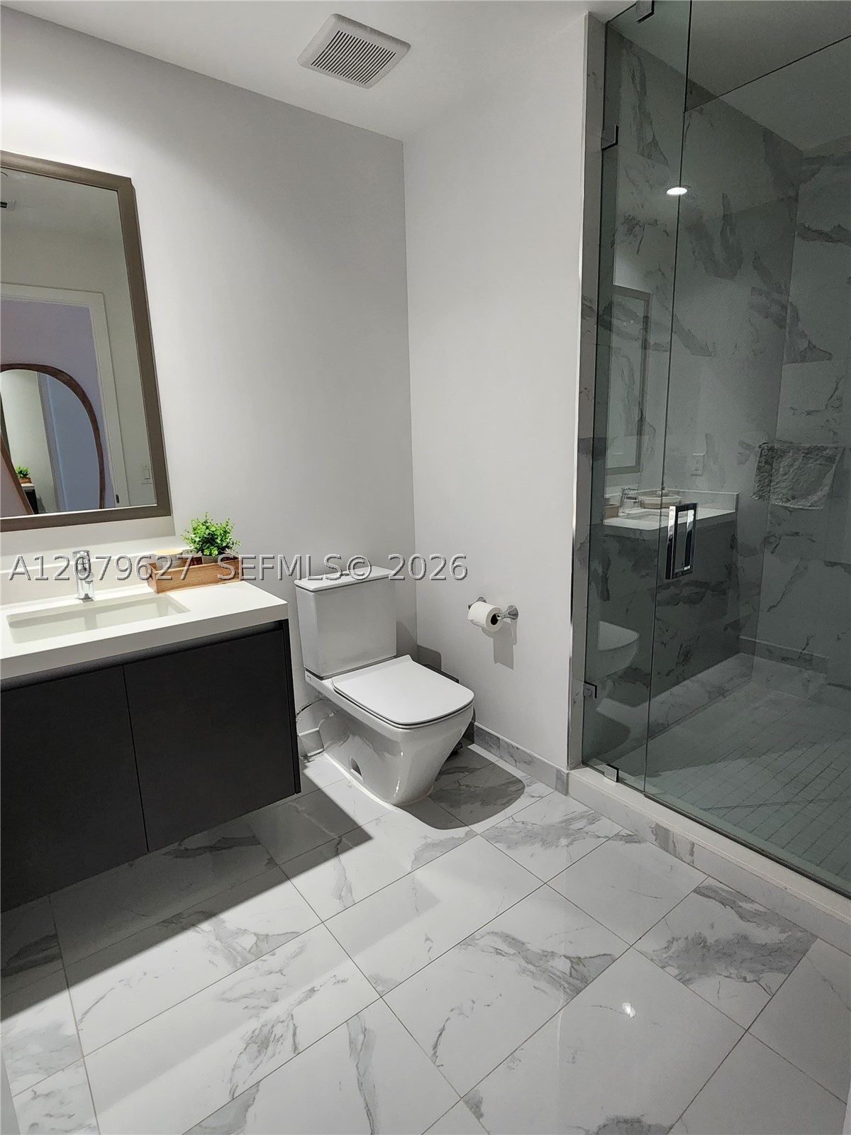 851 NE 1st Ave #3801, Miami FL 33132