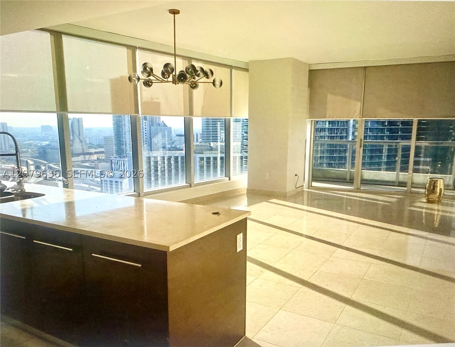475 Brickell Ave #2915, Miami FL 33131