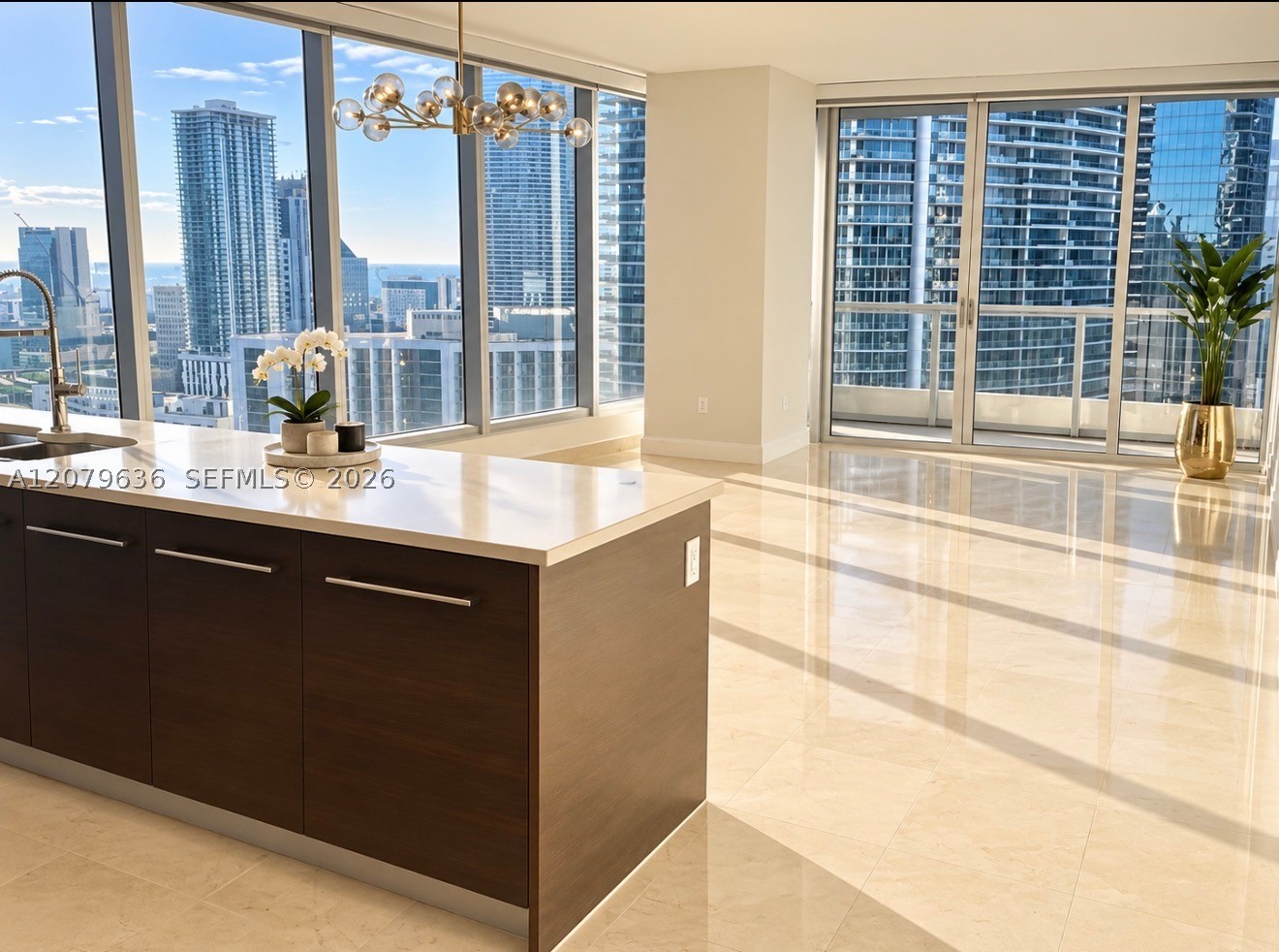 475 Brickell Ave #2915, Miami FL 33131
