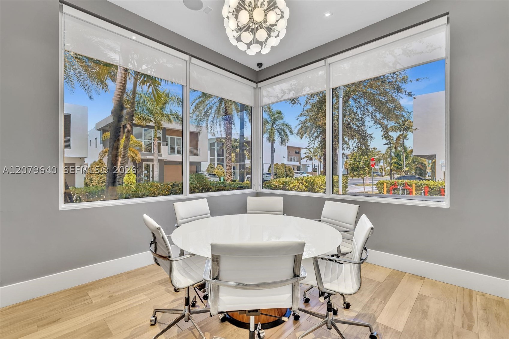 9870 NW 74th Ter, Doral FL 33178