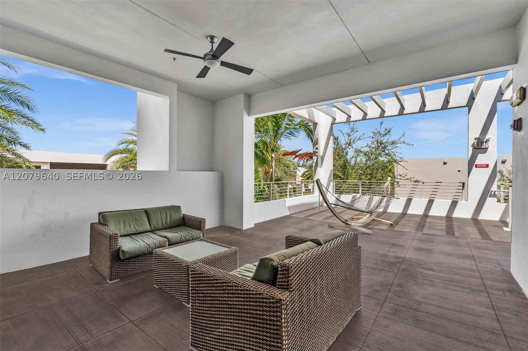 9870 NW 74th Ter, Doral FL 33178