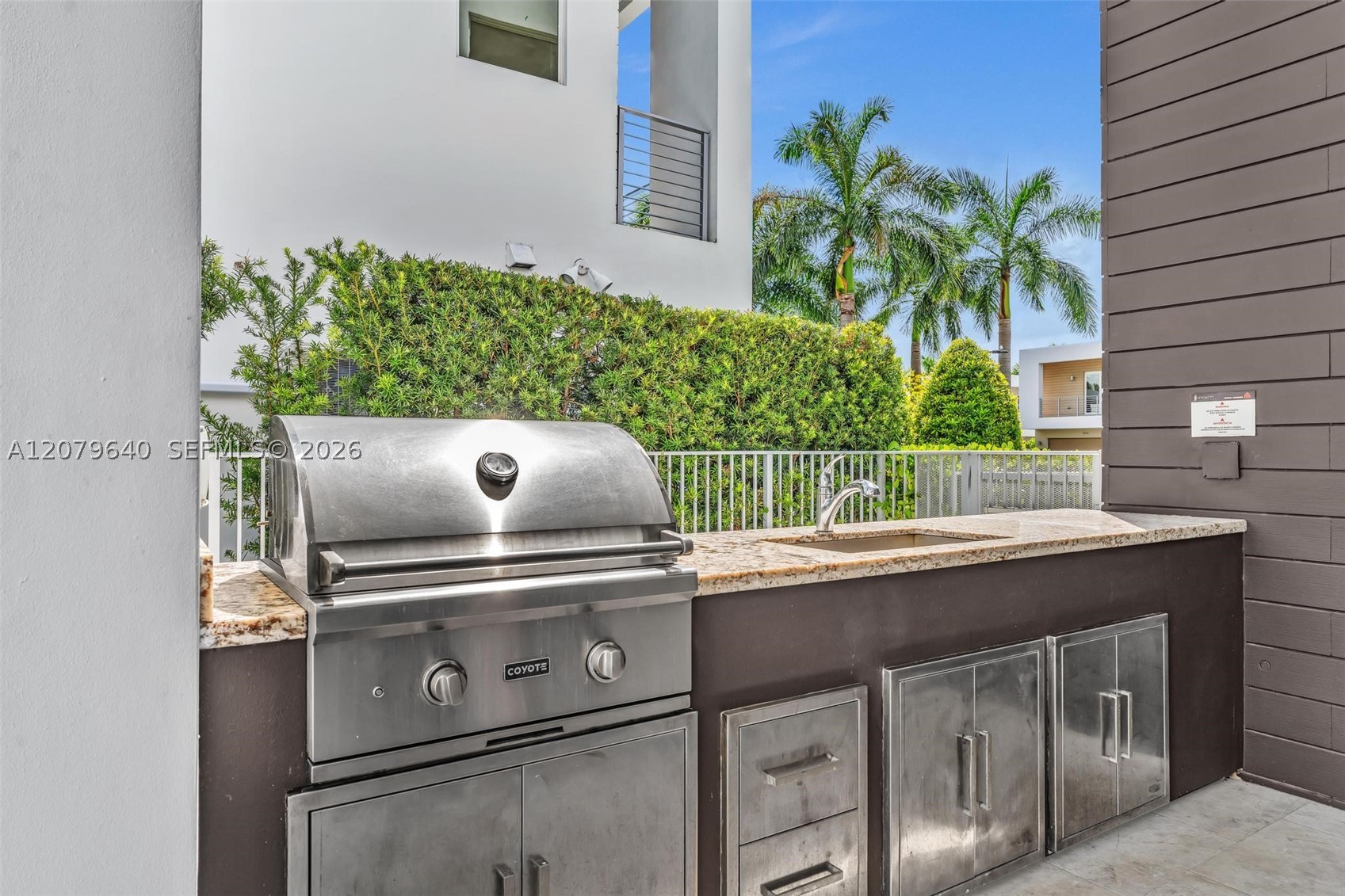 9870 NW 74th Ter, Doral FL 33178