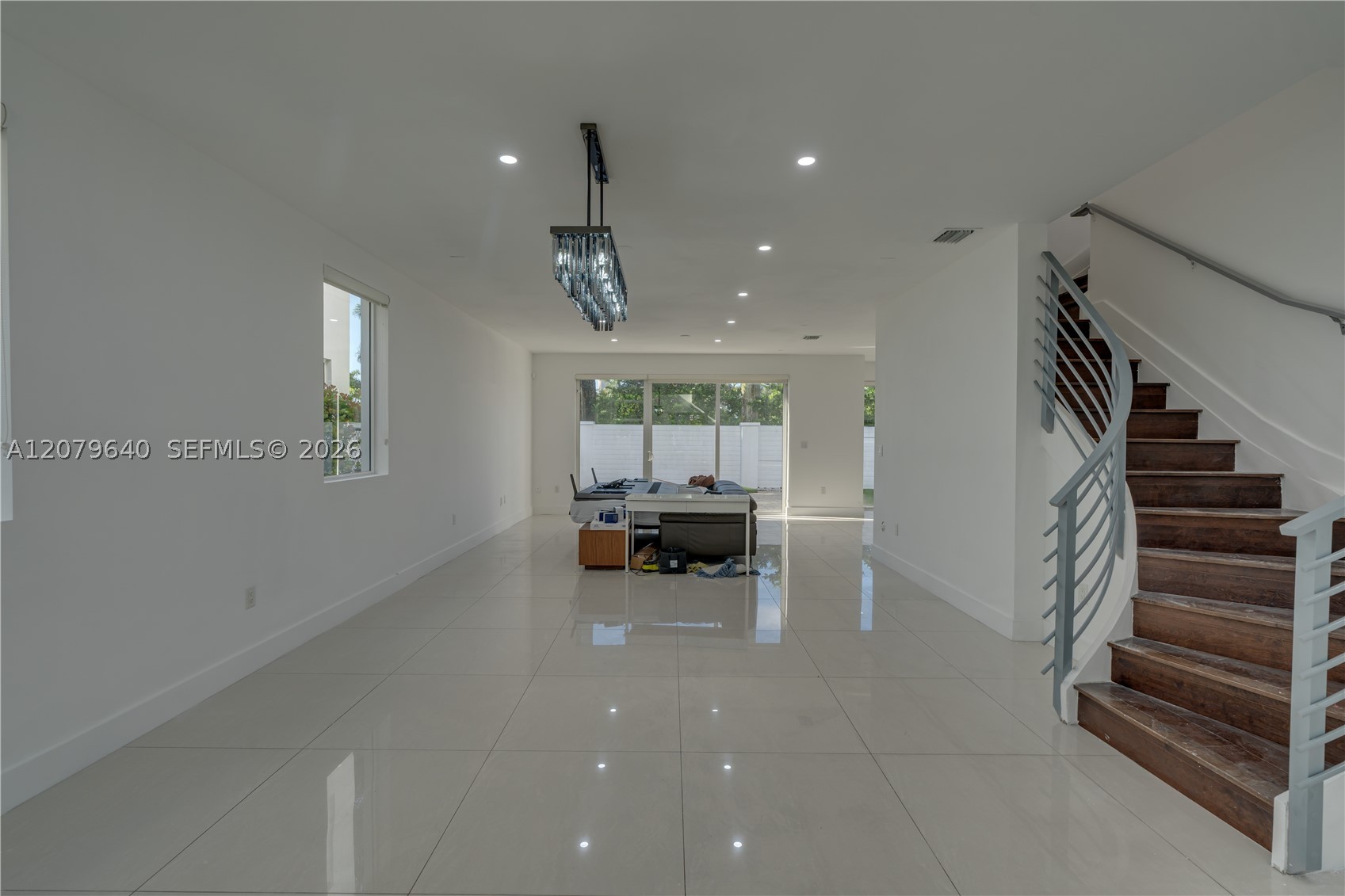 9870 NW 74th Ter, Doral FL 33178