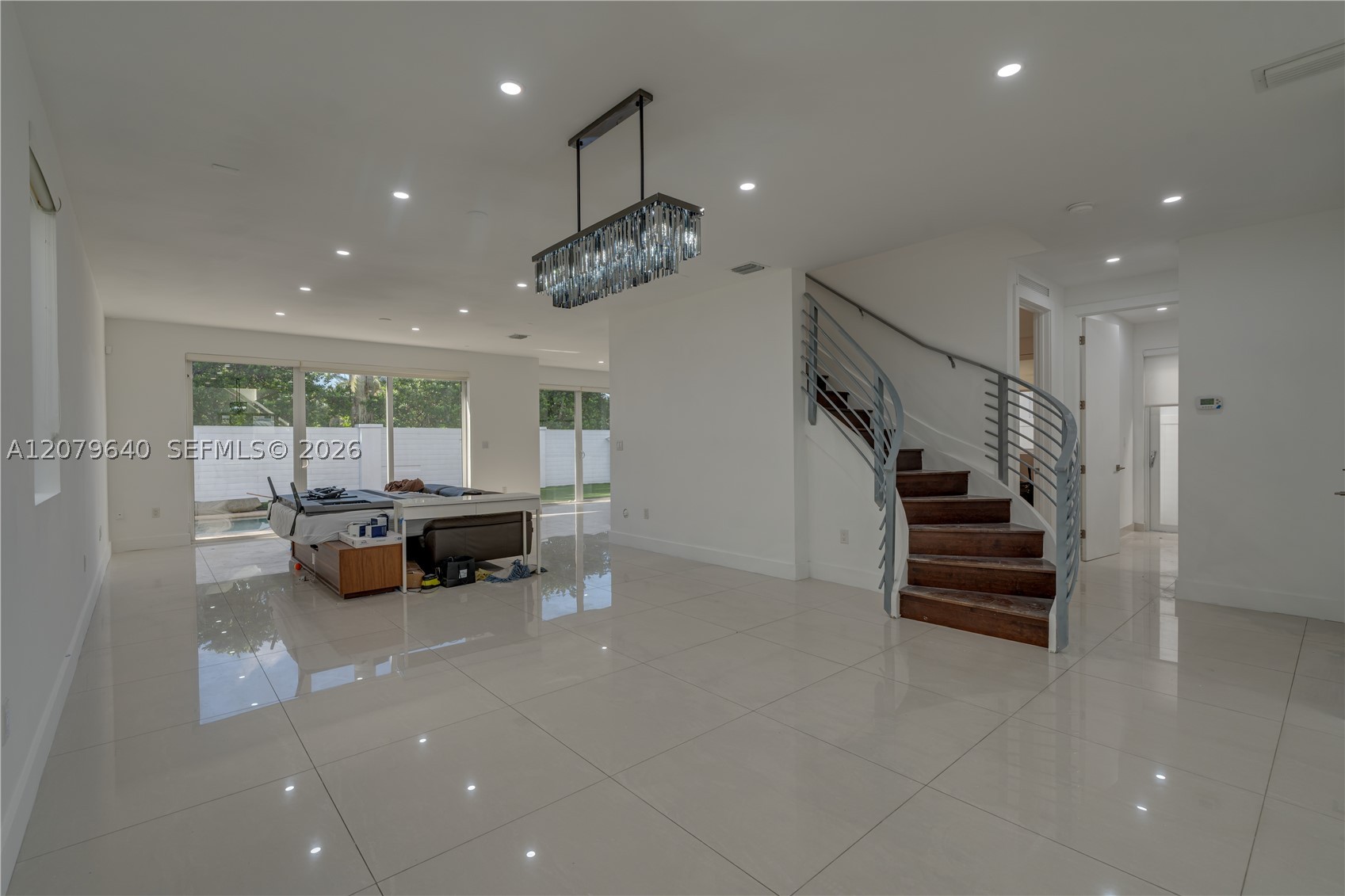 9870 NW 74th Ter, Doral FL 33178