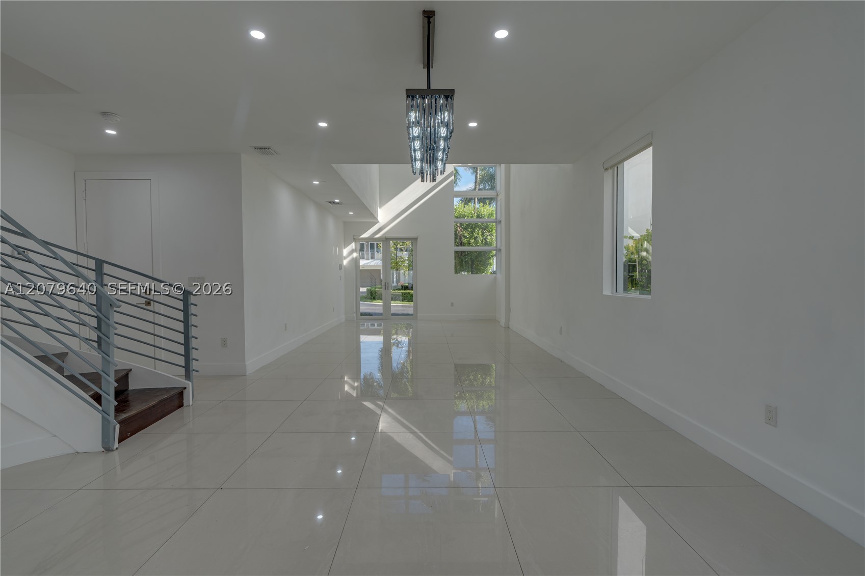 9870 NW 74th Ter, Doral FL 33178