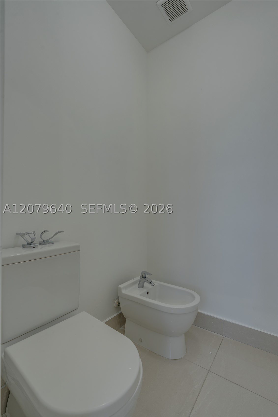 9870 NW 74th Ter, Doral FL 33178