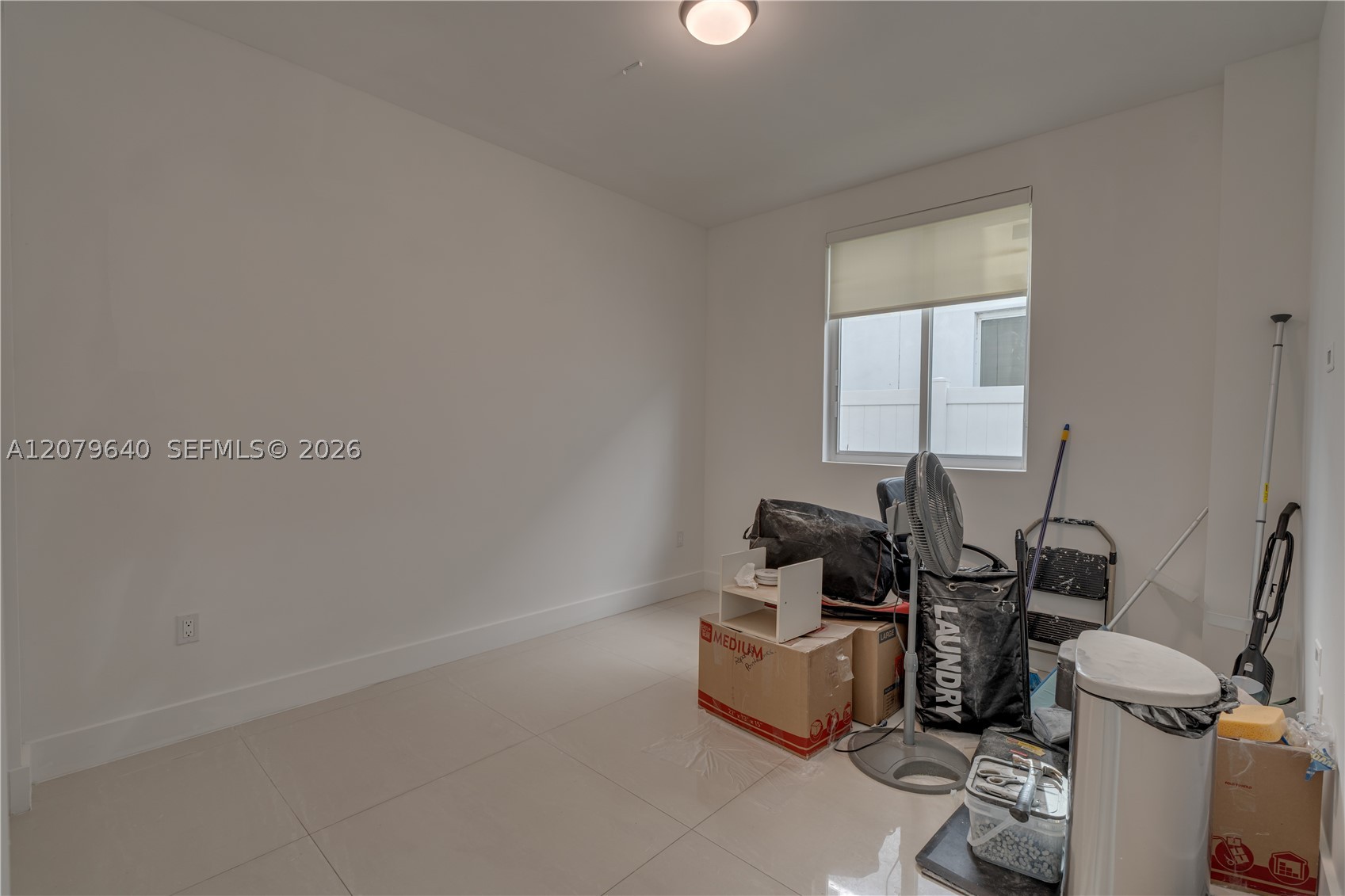 9870 NW 74th Ter, Doral FL 33178
