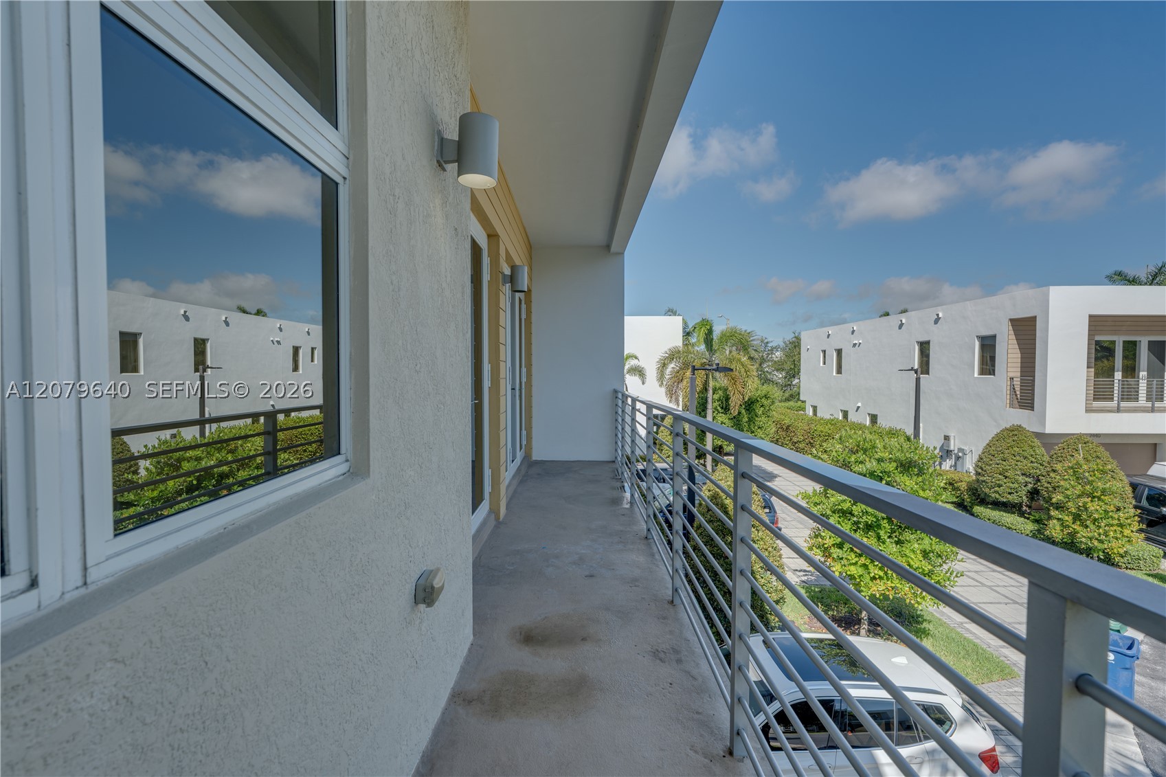 9870 NW 74th Ter, Doral FL 33178