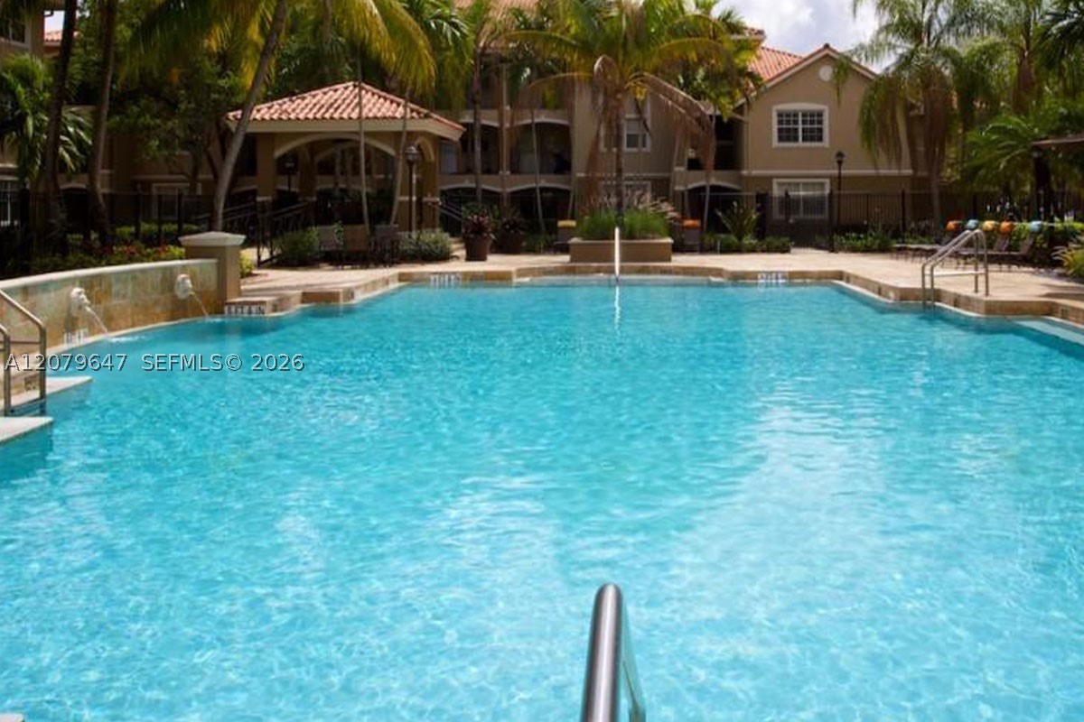 215 SW 117th Ter #14204, Pembroke Pines FL 33025