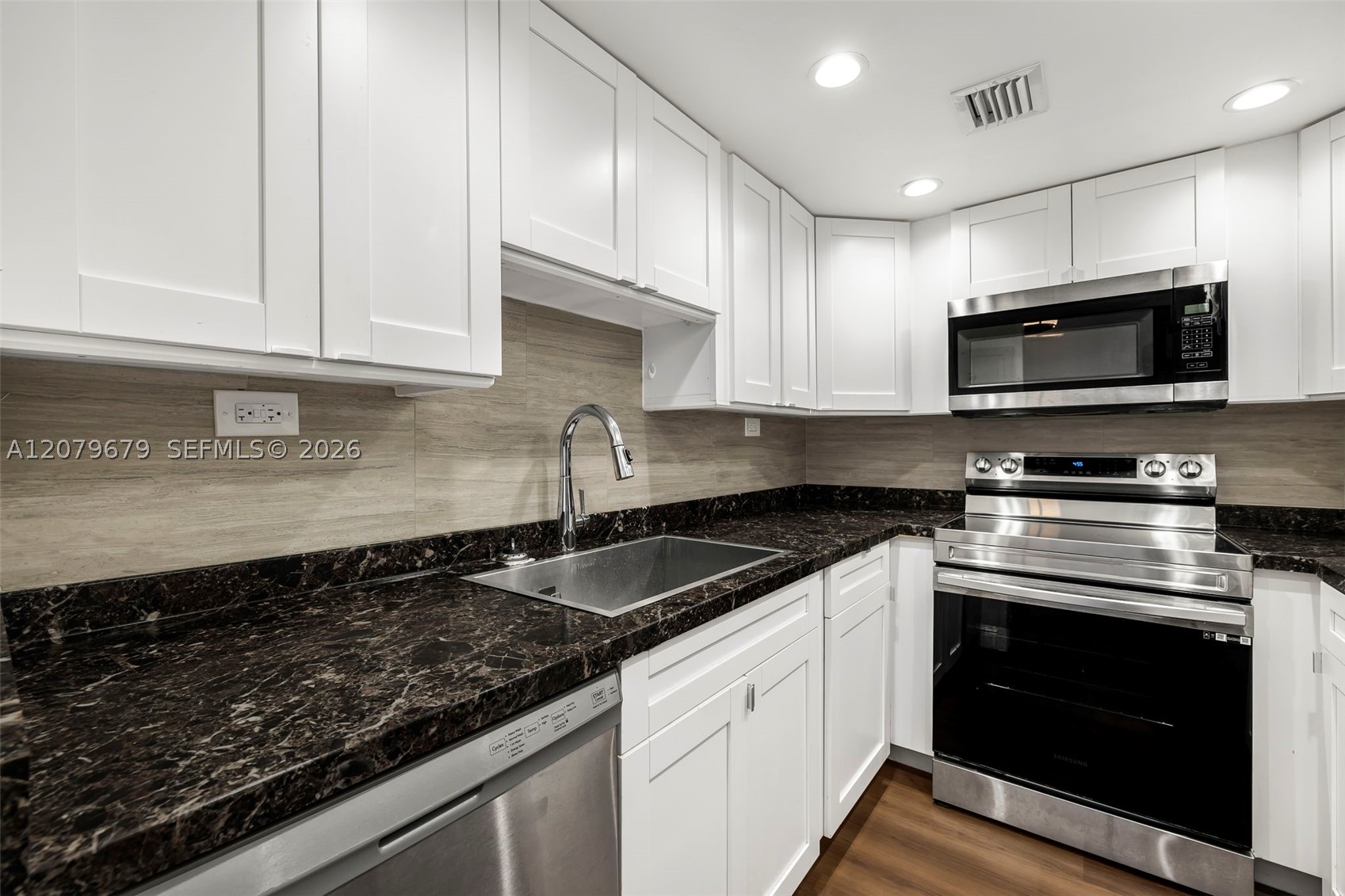 1200 West Ave #317, Miami Beach FL 33139