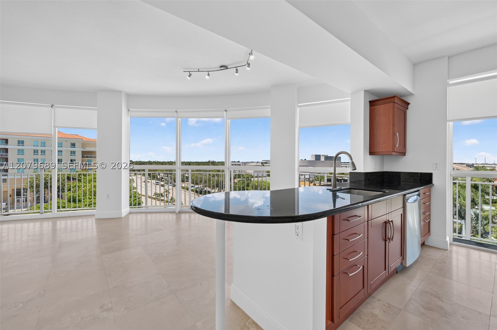 7270 SW 88th St #B403, Miami FL 33156