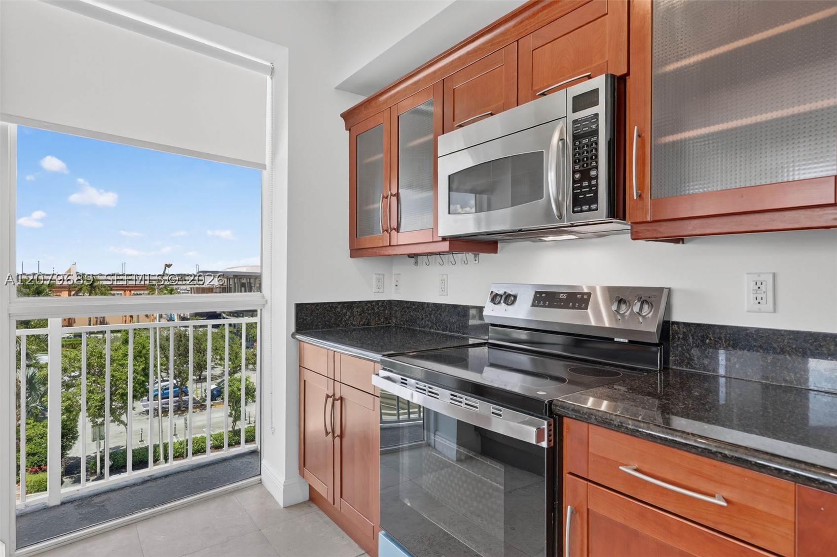 7270 SW 88th St #B403, Miami FL 33156
