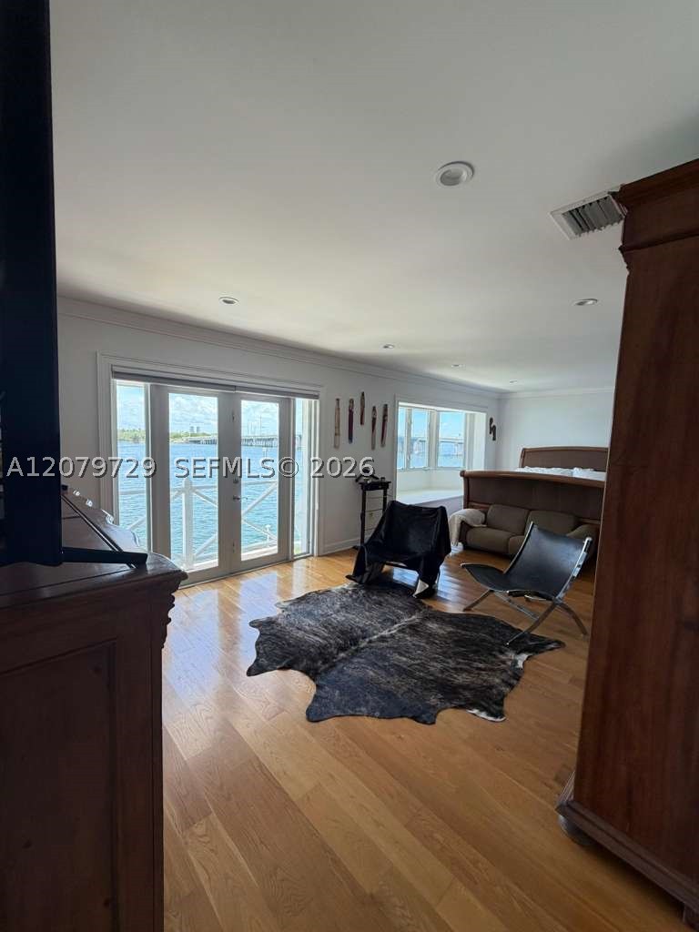 8031 NE Bayshore Ct #8031, Miami FL 33138