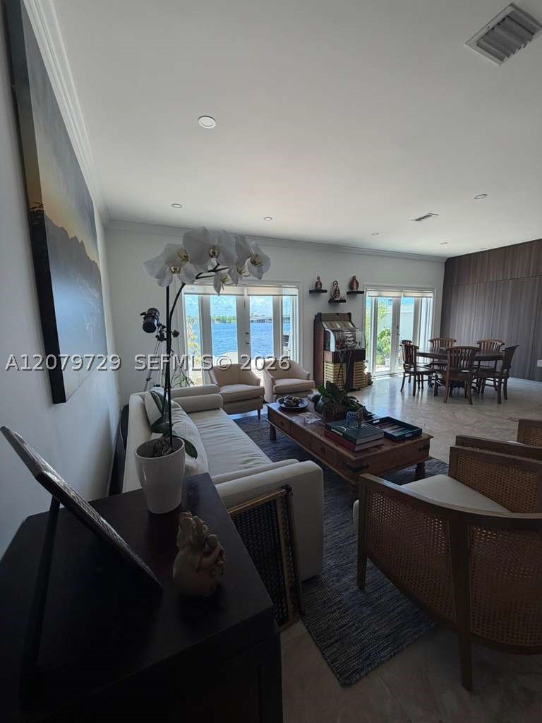 8031 NE Bayshore Ct #8031, Miami FL 33138