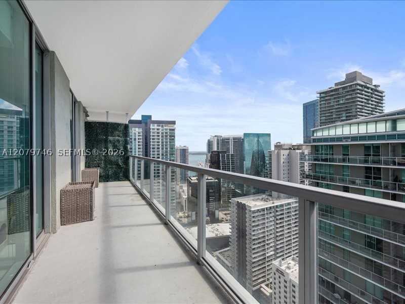 1111 SW 1st Ave #UPH4015, Miami FL 33130