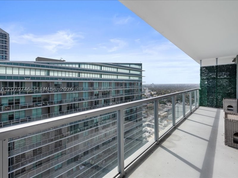 1111 SW 1st Ave #UPH4015, Miami FL 33130