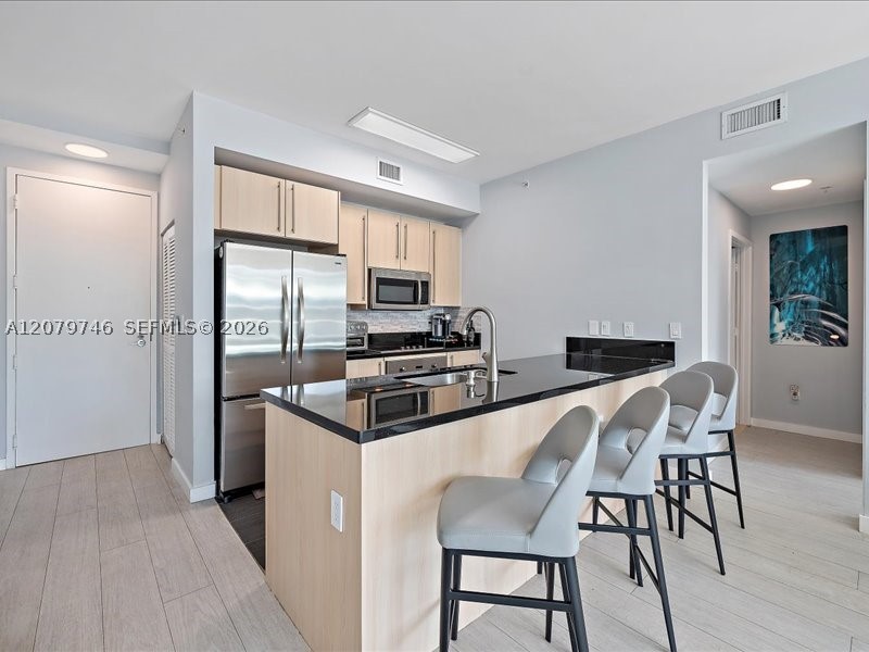 1111 SW 1st Ave #UPH4015, Miami FL 33130