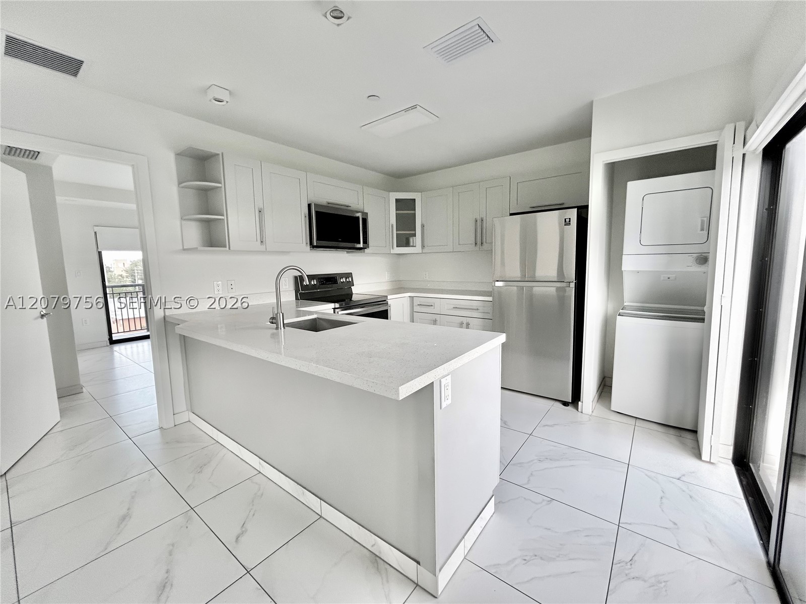 836 SW 2nd St #401, Miami FL 33130