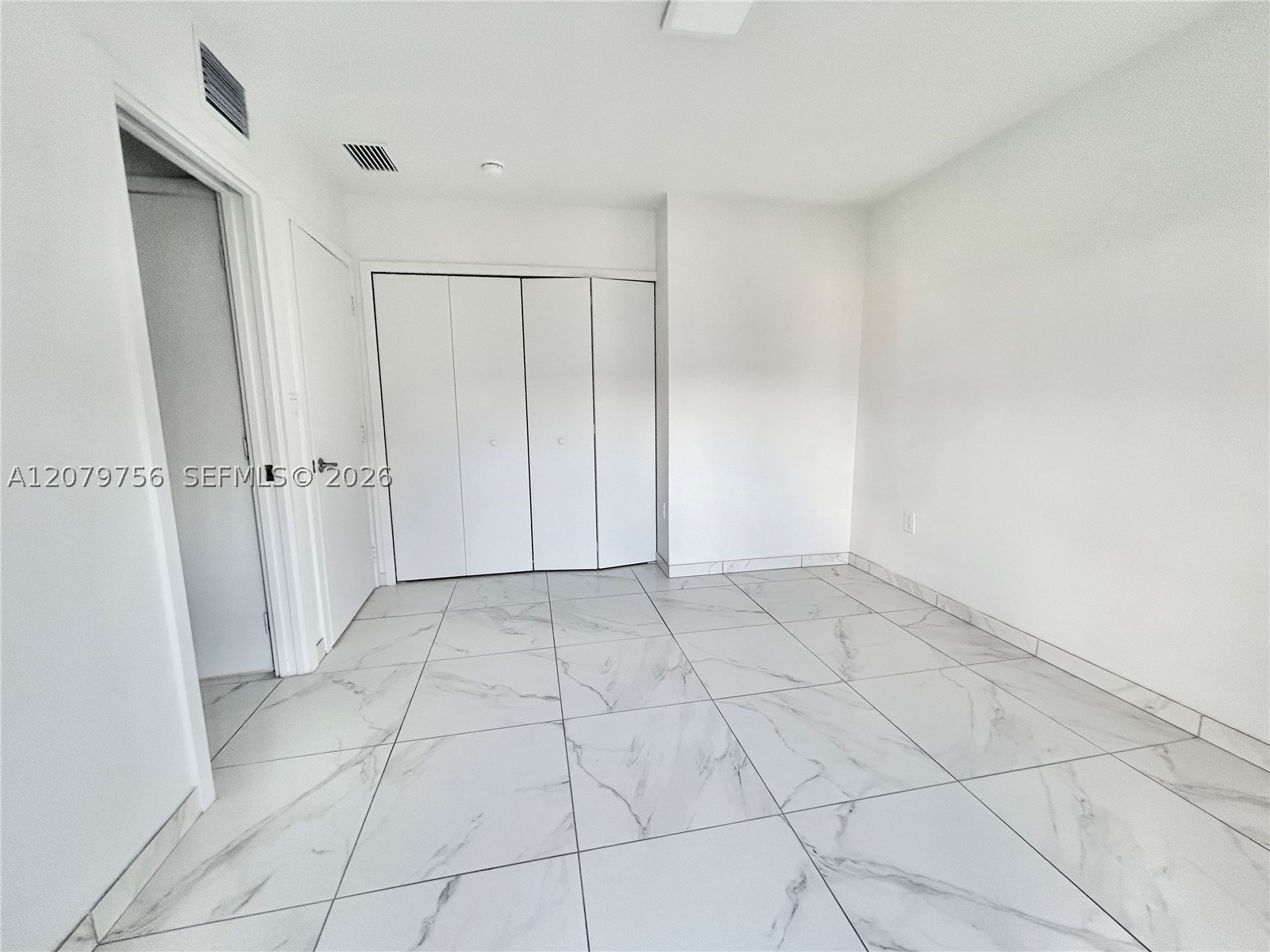 836 SW 2nd St #401, Miami FL 33130